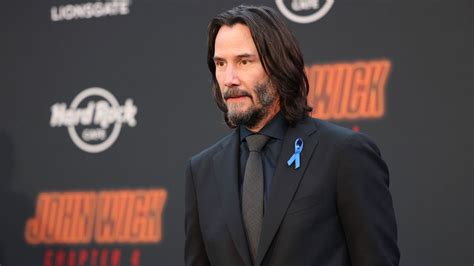 Keanu Reeves honors Lance Reddick at ‘John Wick: Chapter 4’ premiere